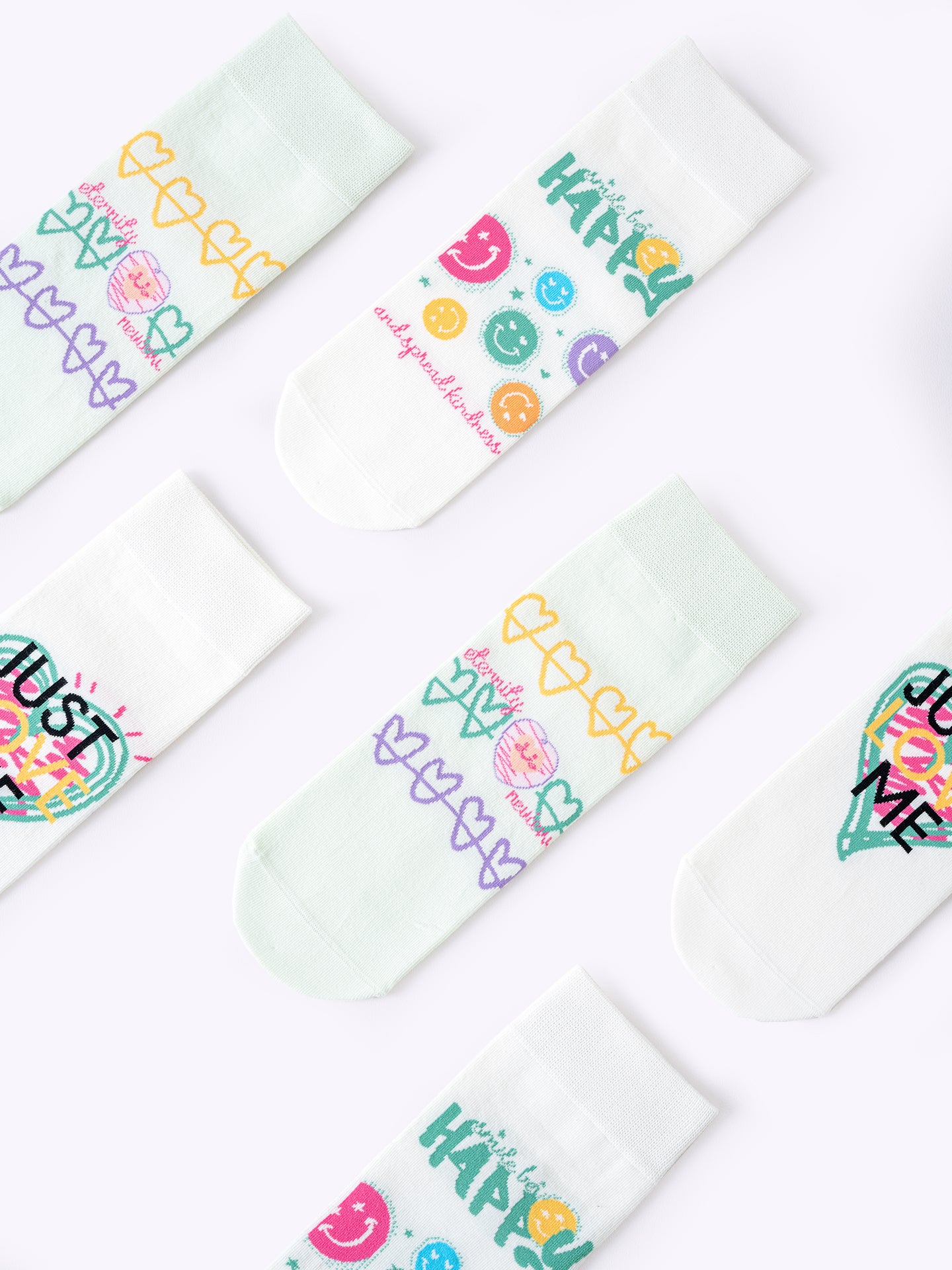 Smiley face heart graffiti straight socks