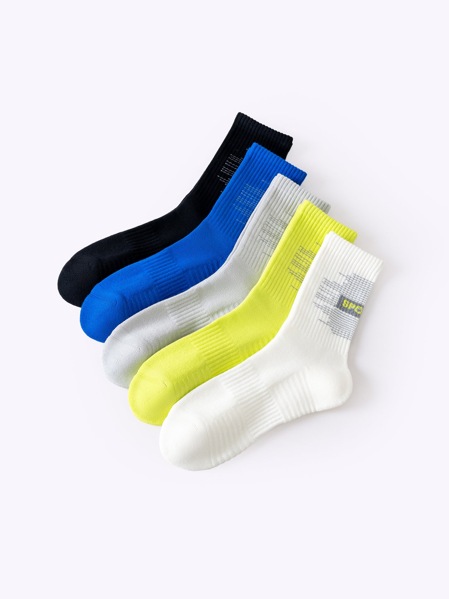 Line-patterned dopamine sport ankle socks